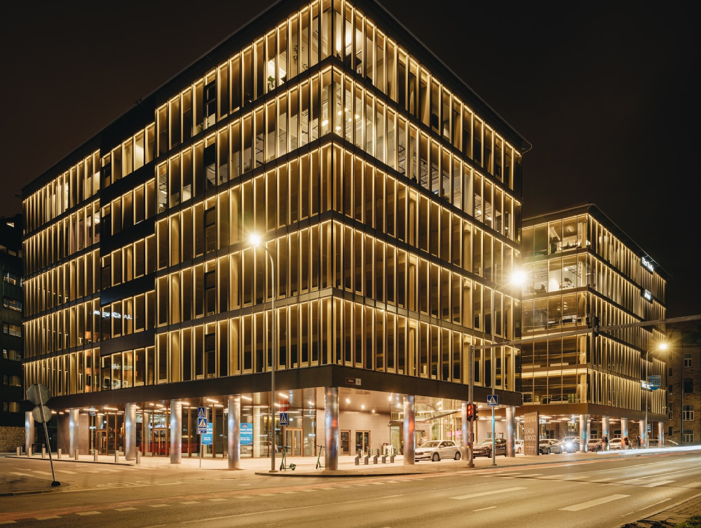 Cách thiết kế ánh sáng mặt tiền kính