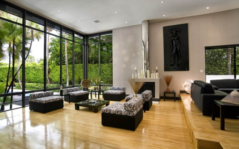 Phòng khách tận dụng tối đa ánh sáng tự nhiên vào ban ngày