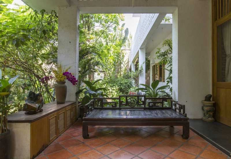 Khoảng không gian trước nhà