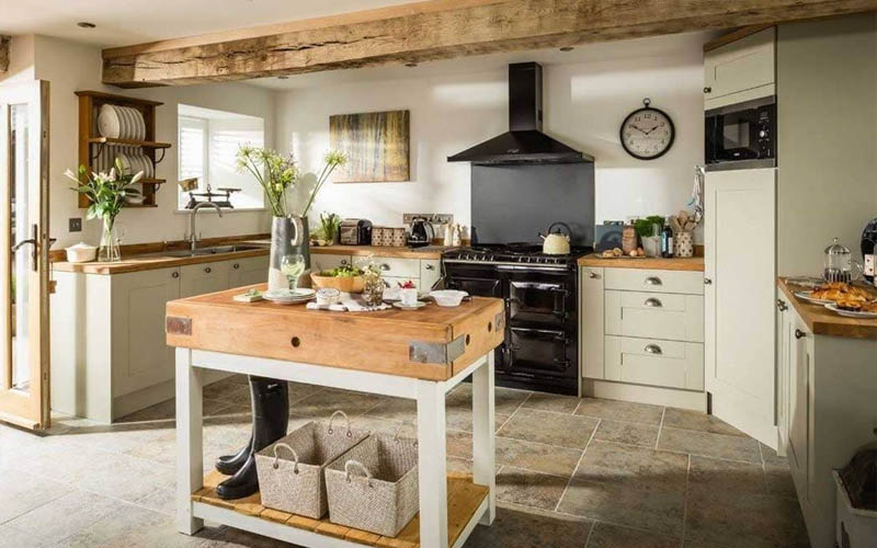 Phòng bếp phong cách đồng quê kết hợp theo hơi hướng hiện đại