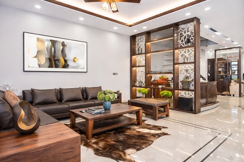 Gia chủ nên ưu tiên các loại gỗ có tông màu sáng